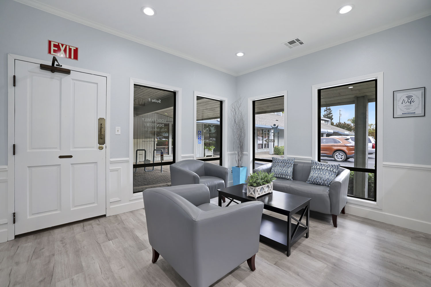 Dental Office in Lodi